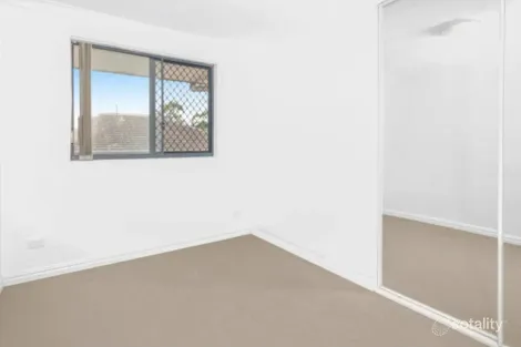 Property photo of 7/16-18 Priddle Street Westmead NSW 2145