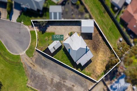 Property photo of 11 Dumfries Court Highton VIC 3216