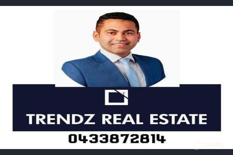 Property photo of 5 Dearing Avenue Cranbourne VIC 3977