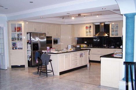 Property photo of 185 Englorie Park Drive Glen Alpine NSW 2560