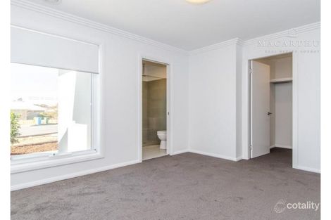 Property photo of 1/19 Trumper Street Boorooma NSW 2650