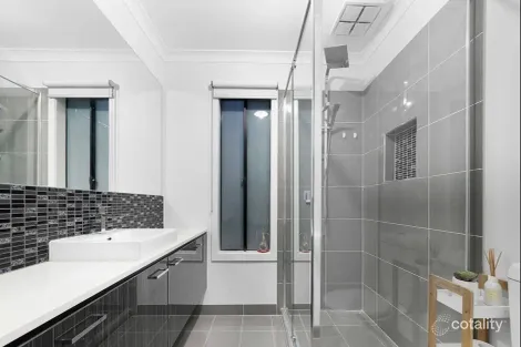 Property photo of 11 Pottery Avenue Point Cook VIC 3030