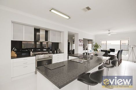 Property photo of 7 Aspera Place Cranbourne North VIC 3977