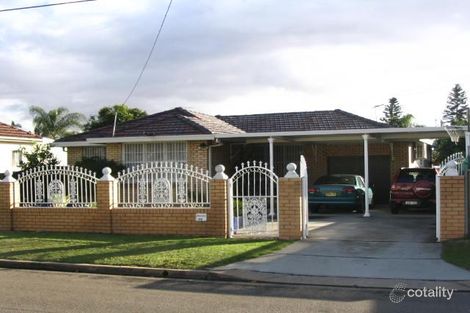 42 Stevenage Rd, Canley Heights, NSW 2166