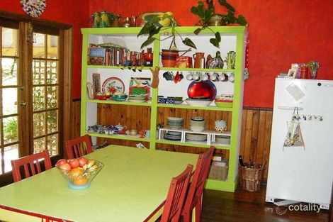 17 Banksiadale Rd, Dwellingup, WA 6213