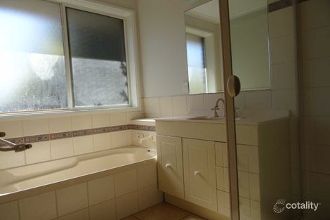 Property photo of 12 Nandina Court Strathdale VIC 3550