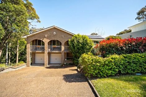 63 Scenic Dr, Caves Beach, NSW 2281