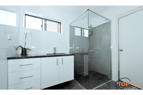 Property photo of 28 Leymar Way Willetton WA 6155