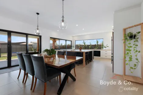 Property photo of 19 Archee Road Warragul VIC 3820