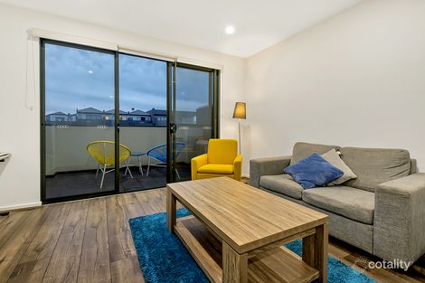 Property photo of 19 Meyers Walk Craigieburn VIC 3064