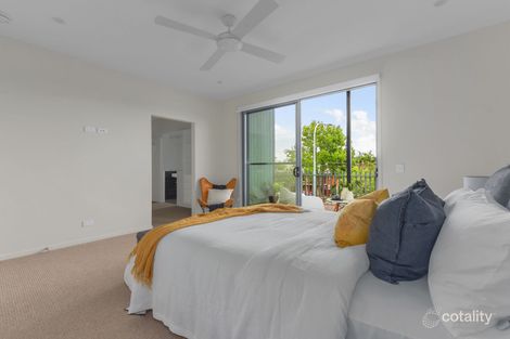 Property photo of 33F Kersley Road Kenmore QLD 4069