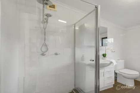 Property photo of 44 Pacific Drive Blacks Beach QLD 4740