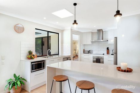 Property photo of 14 Redleaf Court Burleigh Waters QLD 4220