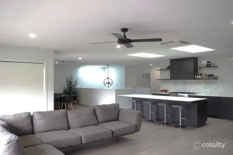 Property photo of 2 McIllree Court Wodonga VIC 3690