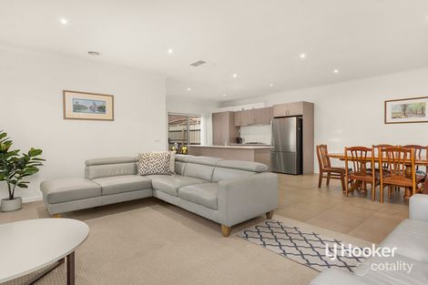 Property photo of 2/17 Catania Avenue Point Cook VIC 3030