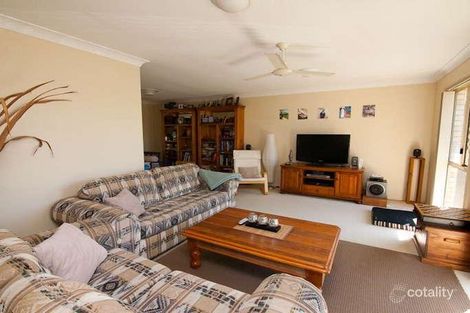 Property photo of 8 Flint Court Pacific Pines QLD 4211