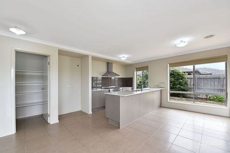 Property photo of 53 Backhaus Avenue Sunbury VIC 3429