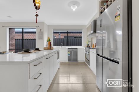 Property photo of 44 Blackcurrant Circuit Mernda VIC 3754