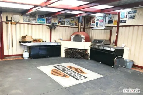 Property photo of 8 Horseshoe Crescent Epping VIC 3076