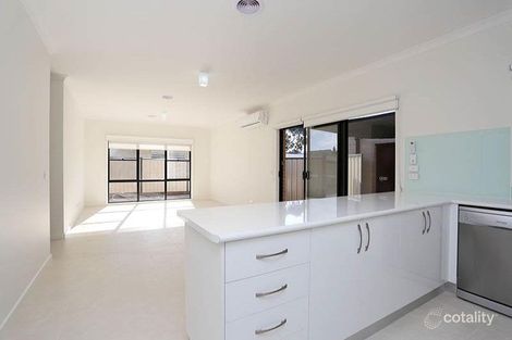 Property photo of 1/6 Manly Court Coburg North VIC 3058