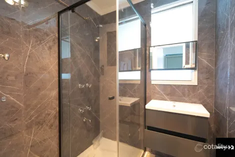 Property photo of 7 Centre Avenue Werribee VIC 3030