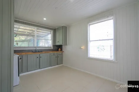 Property photo of 7 Centre Avenue Werribee VIC 3030