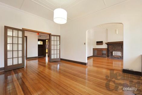Property photo of 4/5 Fermanagh Road Camberwell VIC 3124