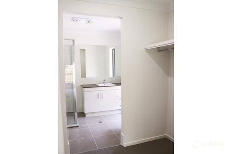 Property photo of 62 Mieka Crescent Pimpama QLD 4209