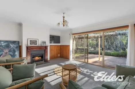 Property photo of 6 Somerset Drive Yarrawonga VIC 3730