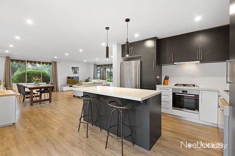 Property photo of 8 Kenwood Crescent Ringwood VIC 3134