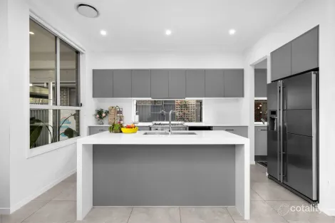 10 Tallulah Pde, Grantham Farm, NSW 2765