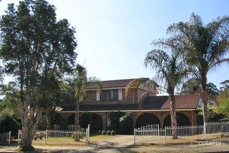 2 Hickler Gr, Bidwill, NSW 2770