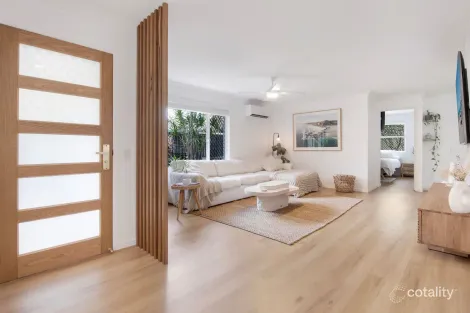 Property photo of 2/20 Mollys Place Currumbin Waters QLD 4223