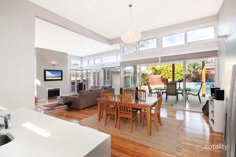 18 Sanananda Ave, Allambie Heights, NSW 2100