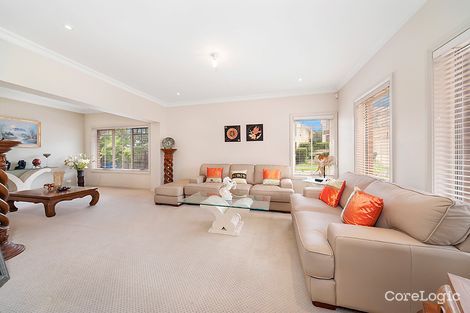 Property photo of 1 Lodgeworth Place Castle Hill NSW 2154