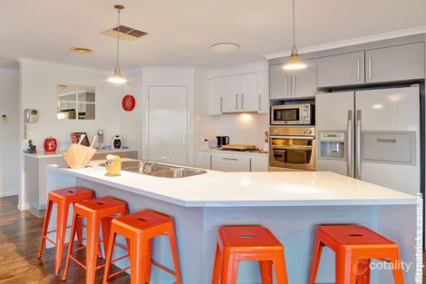 Property photo of 9 Balala Crescent Bourkelands NSW 2650
