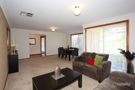 Property photo of 10 Kallara Crescent Narre Warren VIC 3805
