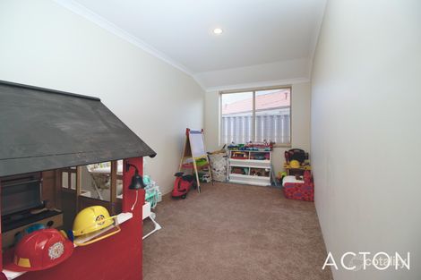 Property photo of 15 Morlaix Mews Port Kennedy WA 6172