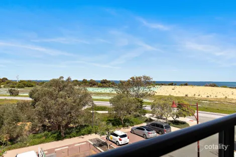 102 Reinforcement Pde, North Coogee, WA 6163