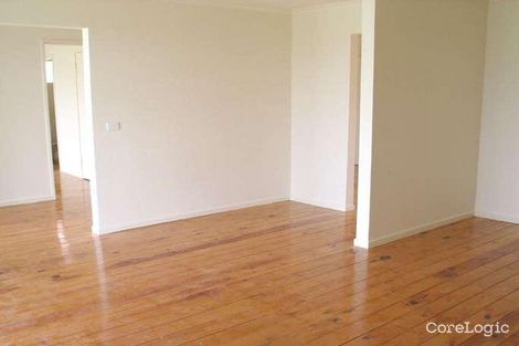 Property photo of 8 Kathryn Close Pakenham VIC 3810