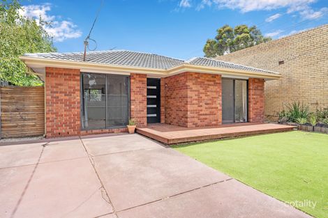 25 Schutt St, Newport, VIC 3015