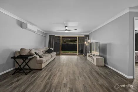 Property photo of 4/5 Spalding Crescent Goodna QLD 4300