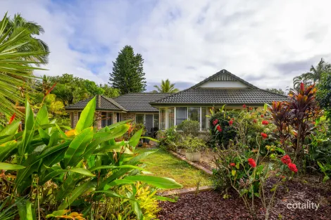 19 Vanguard Ct, Cooloola Cove, QLD 4580
