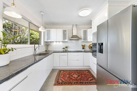 Property photo of 71 Knockator Crescent Centenary Heights QLD 4350