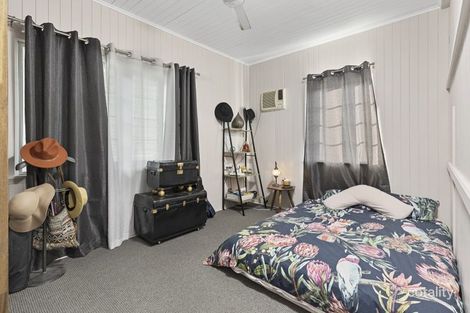 8 Magazine St, Stratford, QLD 4870