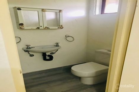 Property photo of 30 Eastgate Road Craigieburn VIC 3064