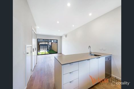 Property photo of 16 Aldea Crescent Avondale Heights VIC 3034