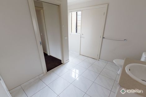 Property photo of 2/23 Bride Avenue Hampton Park VIC 3976