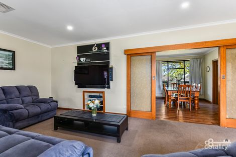 Property photo of 2 Hakea Street Mount Gambier SA 5290