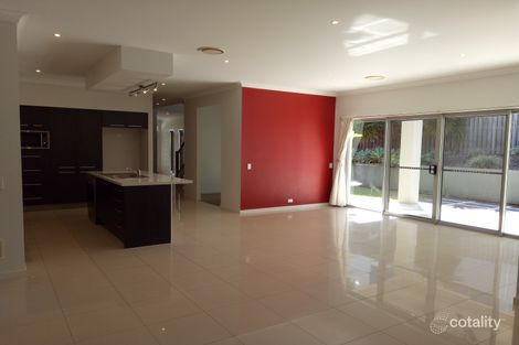 Property photo of 10 Atlantic Drive Springfield Lakes QLD 4300